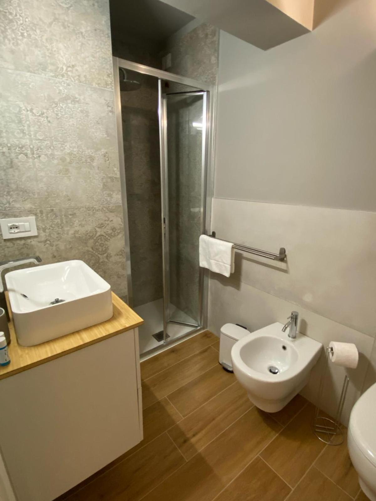 Wish Rooms Charme&Relax Bergamo Esterno foto