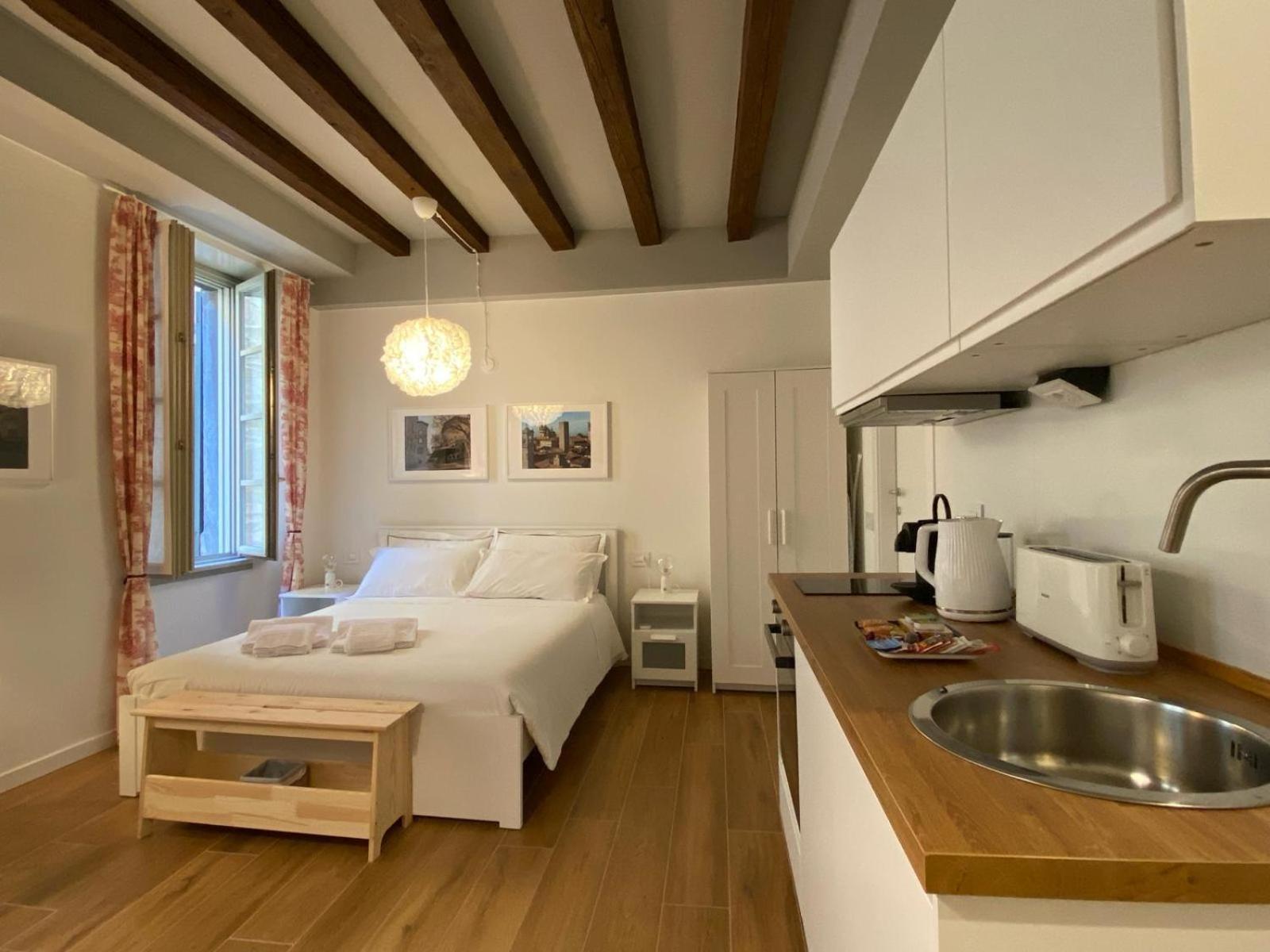 Wish Rooms Charme&Relax Bergamo Esterno foto
