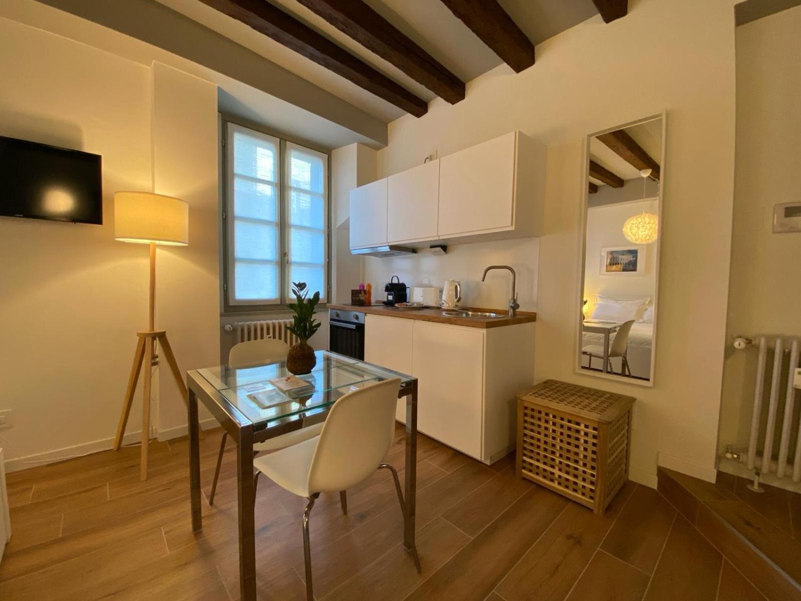 Wish Rooms Charme&Relax Bergamo Esterno foto